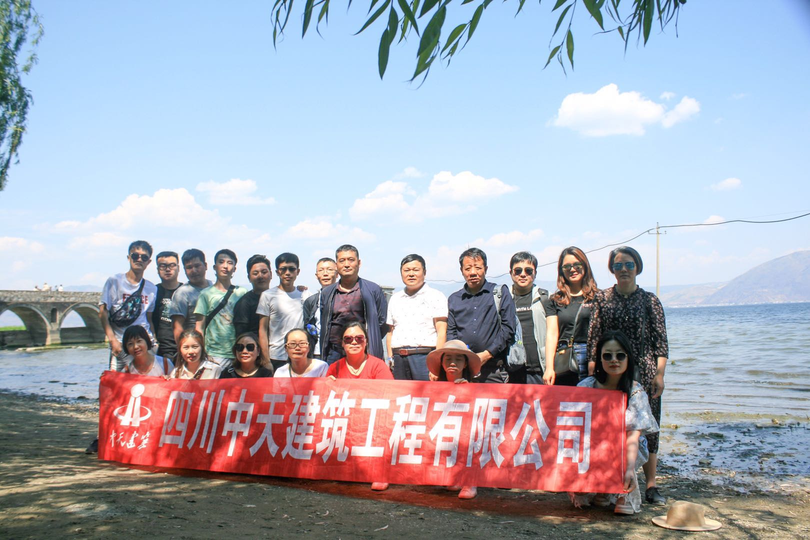 1557813722368182.jpg 99fdd7c07f23b78ff89dbbedd69b7cf.jpg